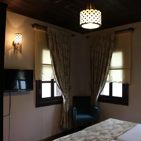 Faik Bey Konagi Bed & Breakfast *