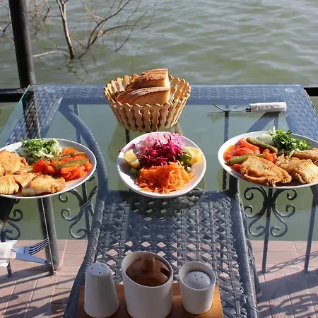 Bed & Breakfast Faik Bey Konagi Golyazi